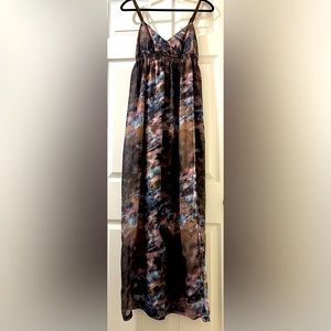 NWOT CINNAMON Maxi Dress